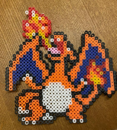 Perles à repasser Charizard sur Deux Pattes avec Feu