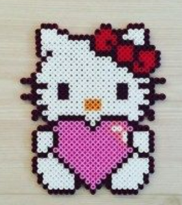 Perles à repasser Hello Kitty corps entier avec cœur